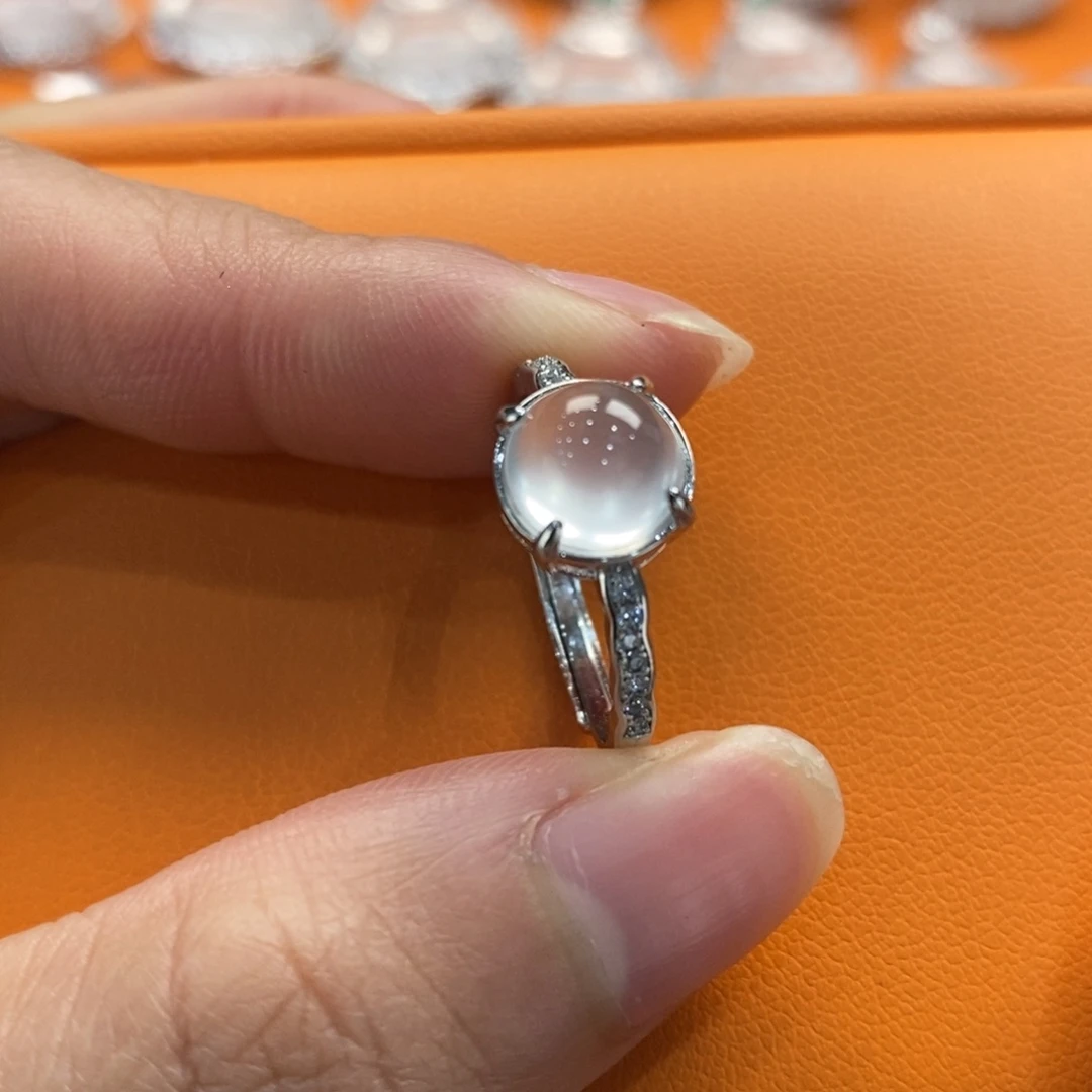 石英质玉吊坠(赠链)合金