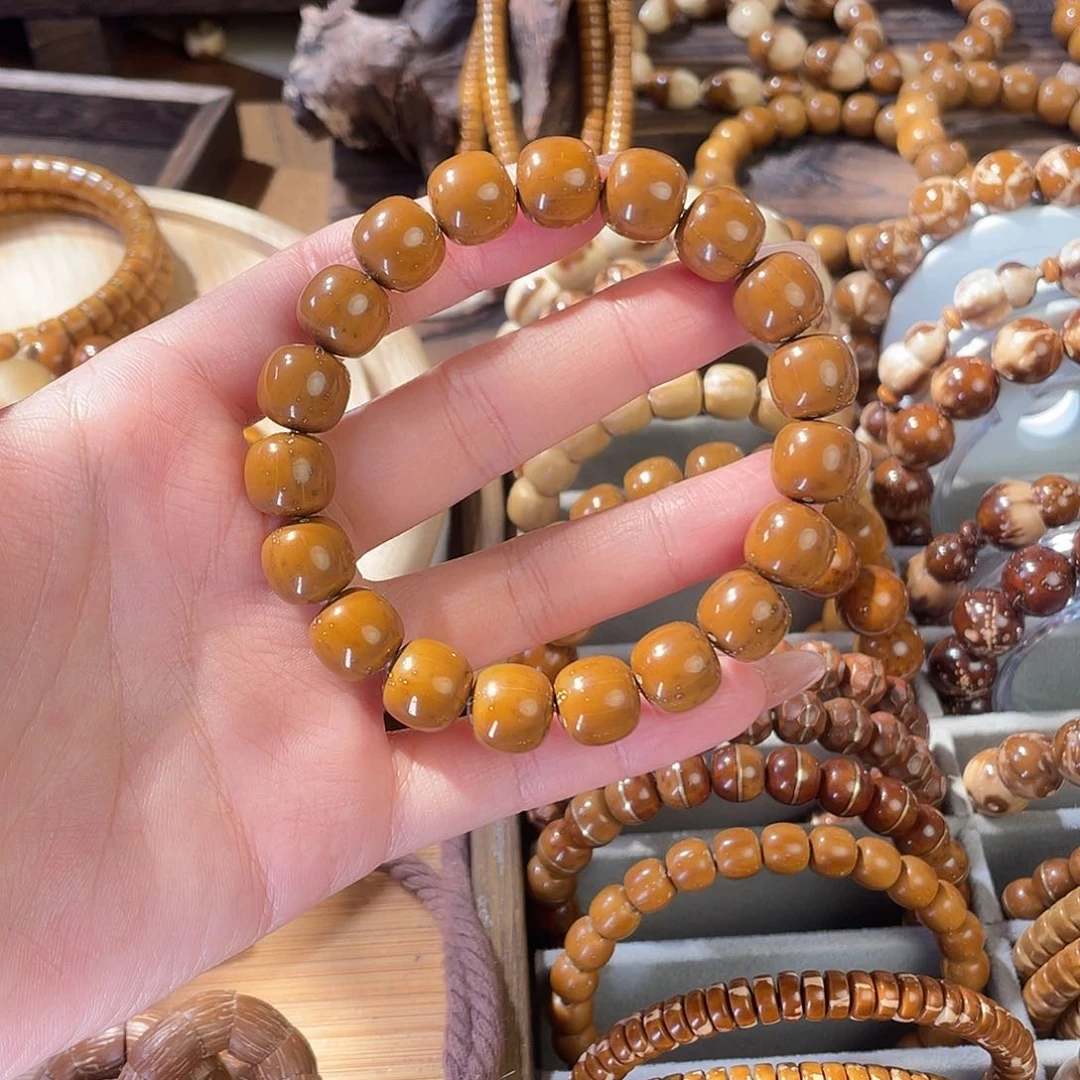 紫金鼠手串11.8半实心奶咖老型