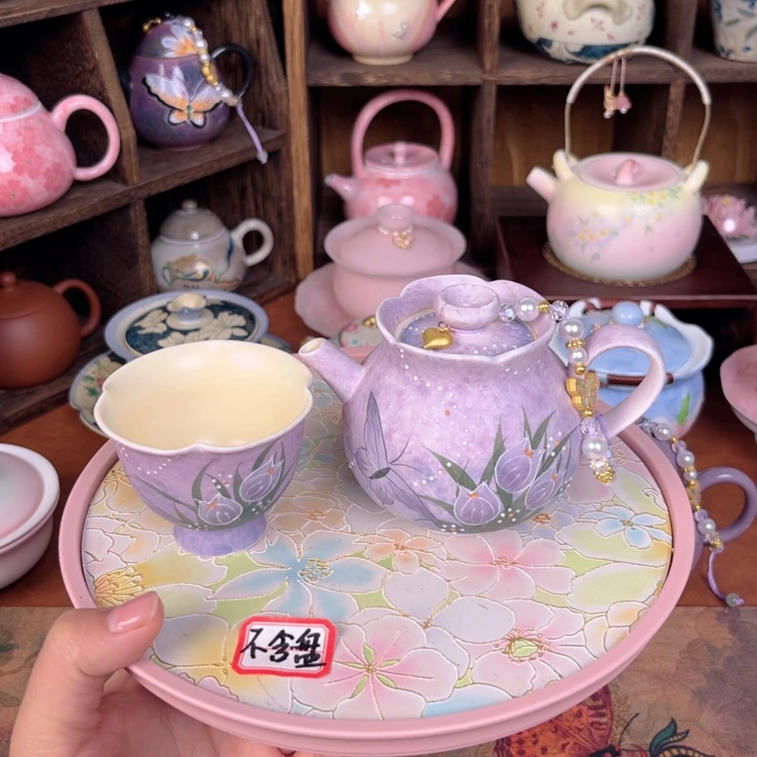 壶陶桃***?一壶一杯手绘郁金香