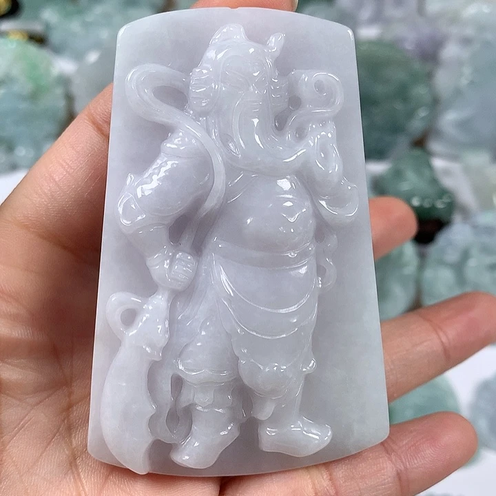 翡翠未镶嵌颈饰立体关二爷有石纹介意勿拍