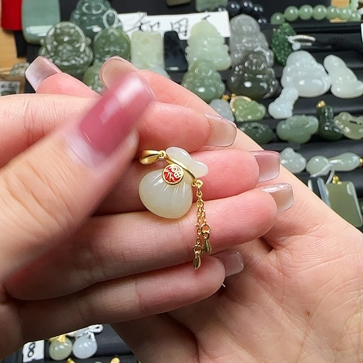 颈饰银S925镶嵌和田玉