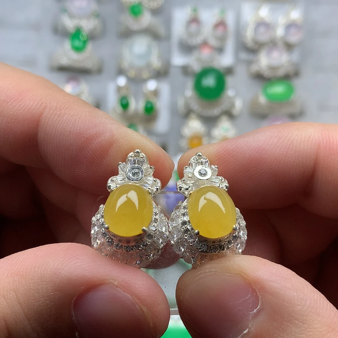 定制翡翠未镶嵌黄翡