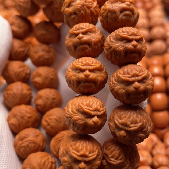 猴头核桃吊坠赵****做斗战胜佛