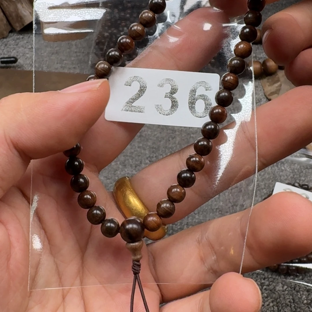 其他檀香木迈索尔老山檀雷击料0.6