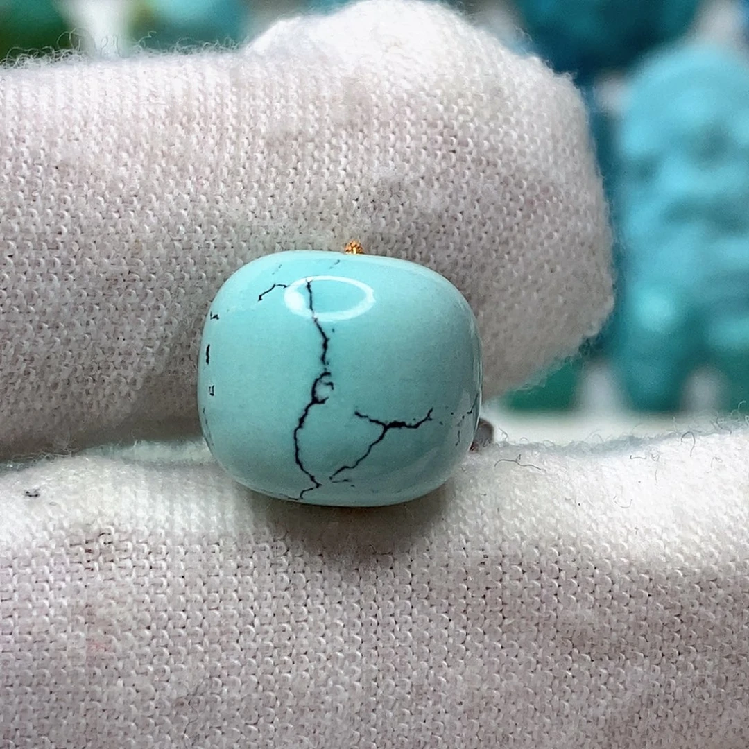 绿松石未镶嵌天然原矿 地大质检12.2mm