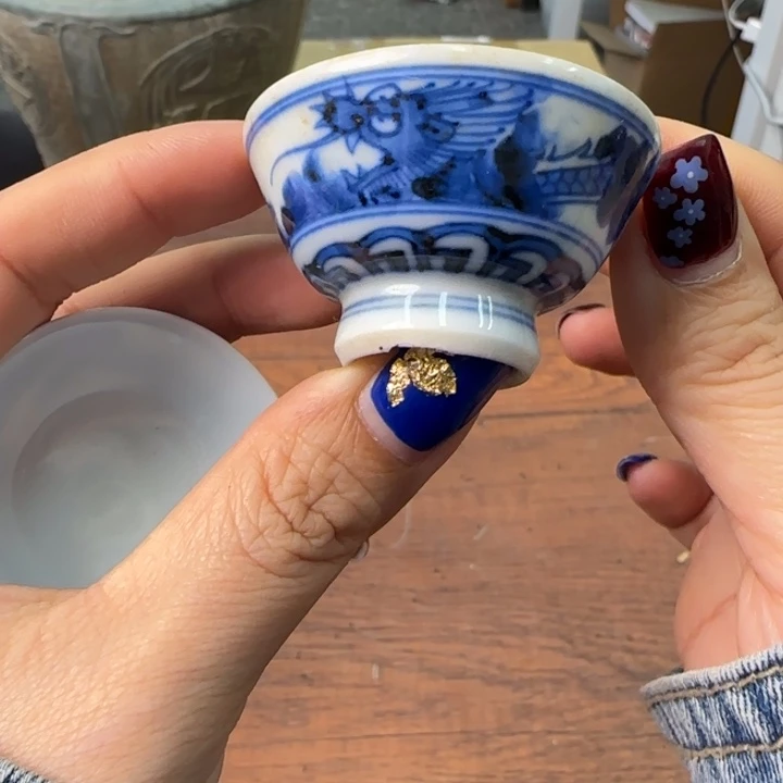 一个陶瓷物件哈哈哈哈