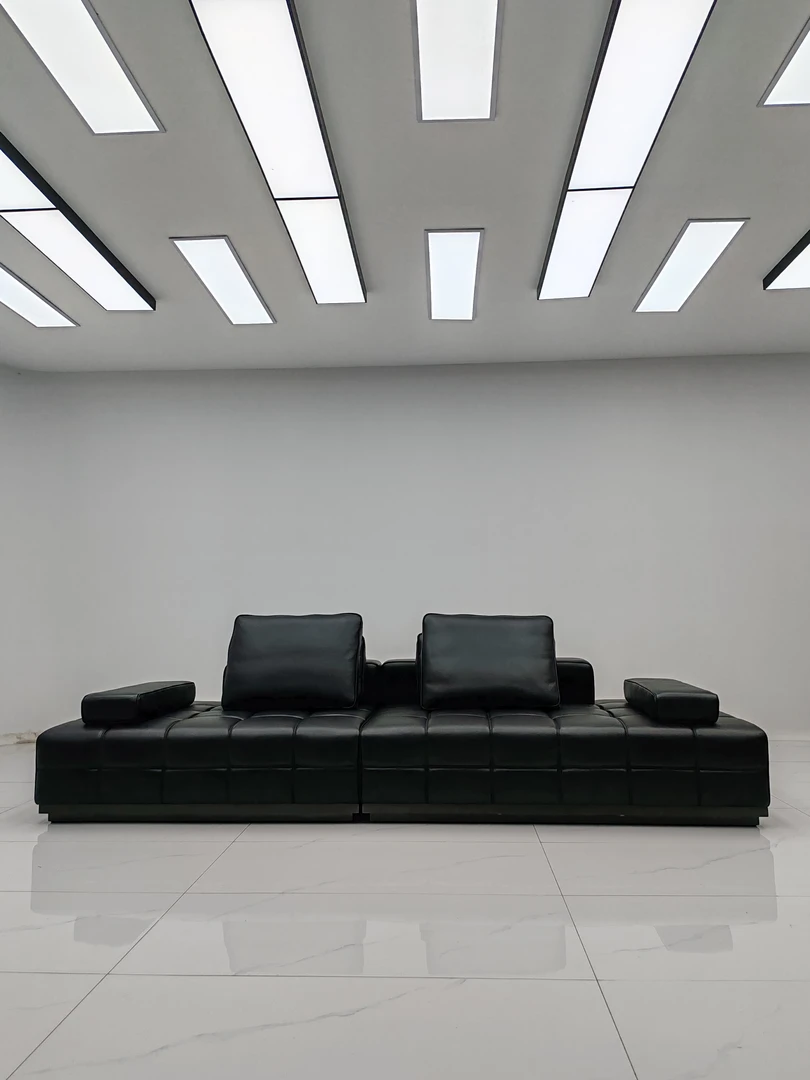 客厅绅士劳伦斯长条白色沙发｜别墅大平层高级搭配家用大气简约