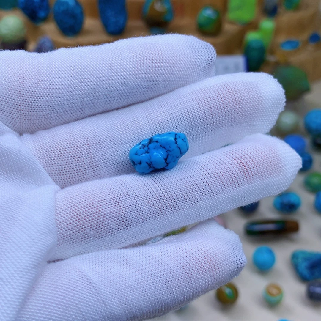 绿松石未镶嵌三彩随行