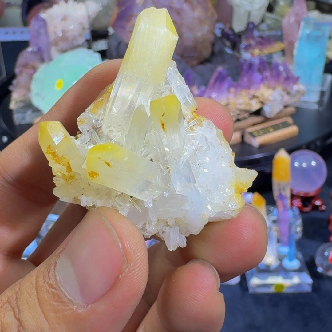 未镶嵌珠宝半成品水晶