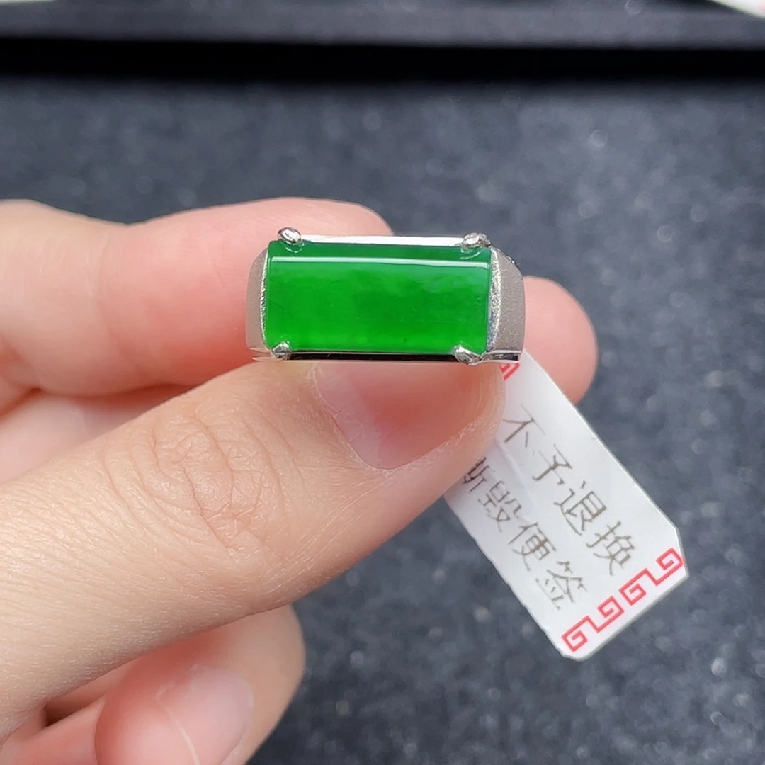 翡翠戒指银S925镶嵌天然a货翡翠没运费险2265