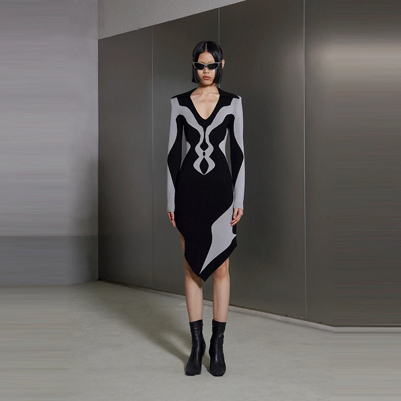 【COCO精选】 AKTK不规则拼接V领连衣裙6B30828810A