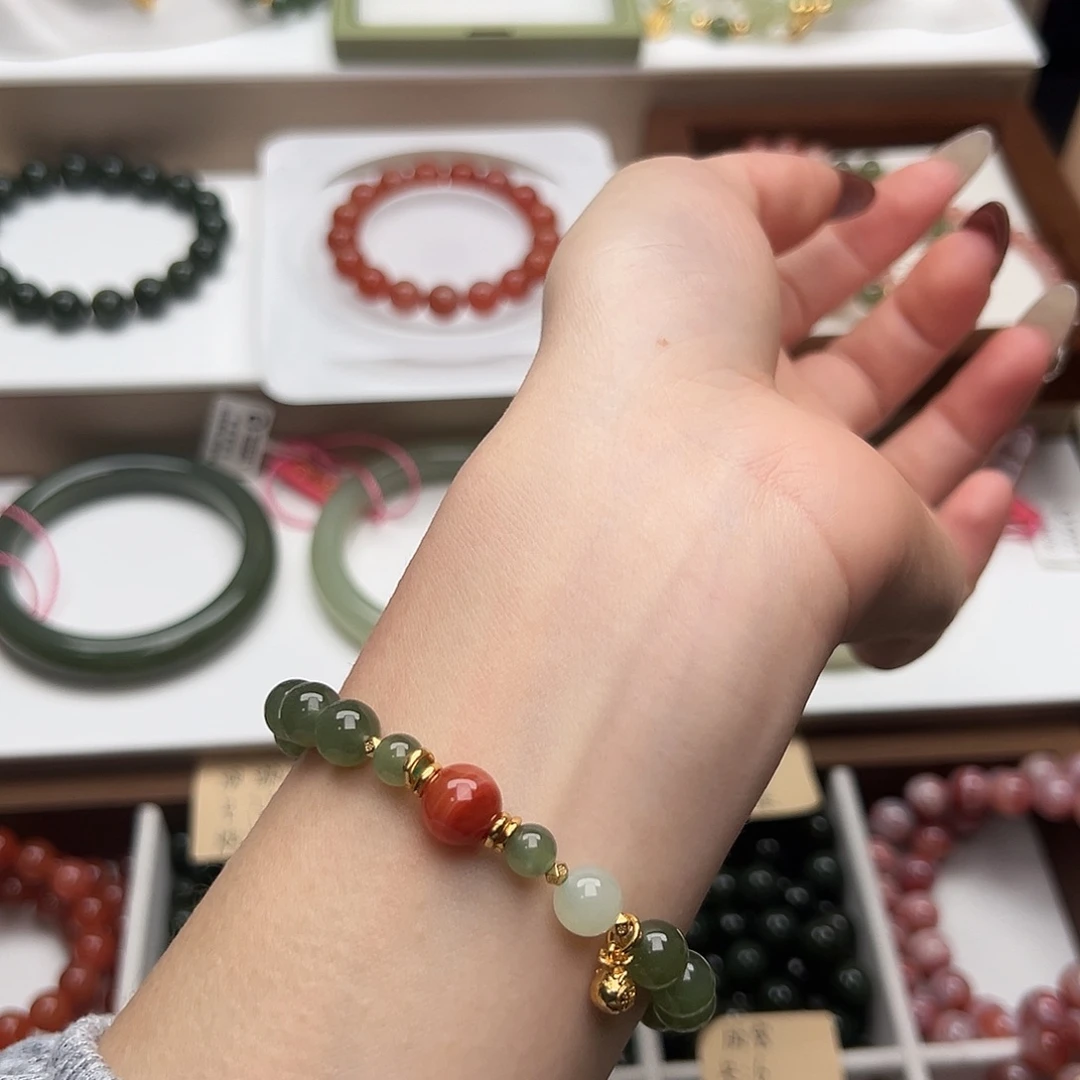 和田玉未镶嵌手串