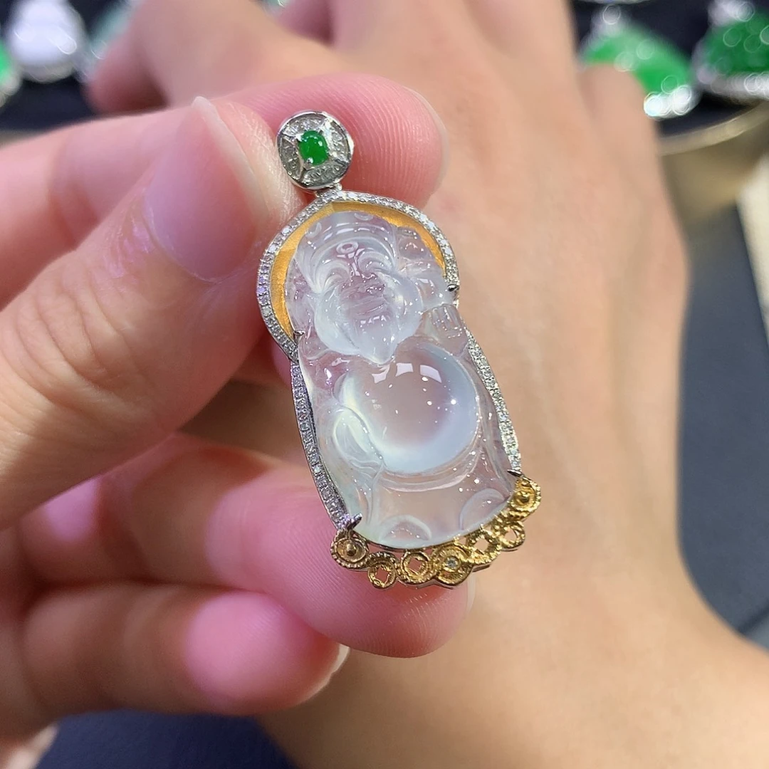 翡翠18K金镶嵌吊坠(赠链)