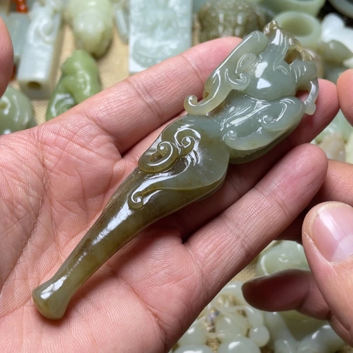 未镶嵌和田玉挂件