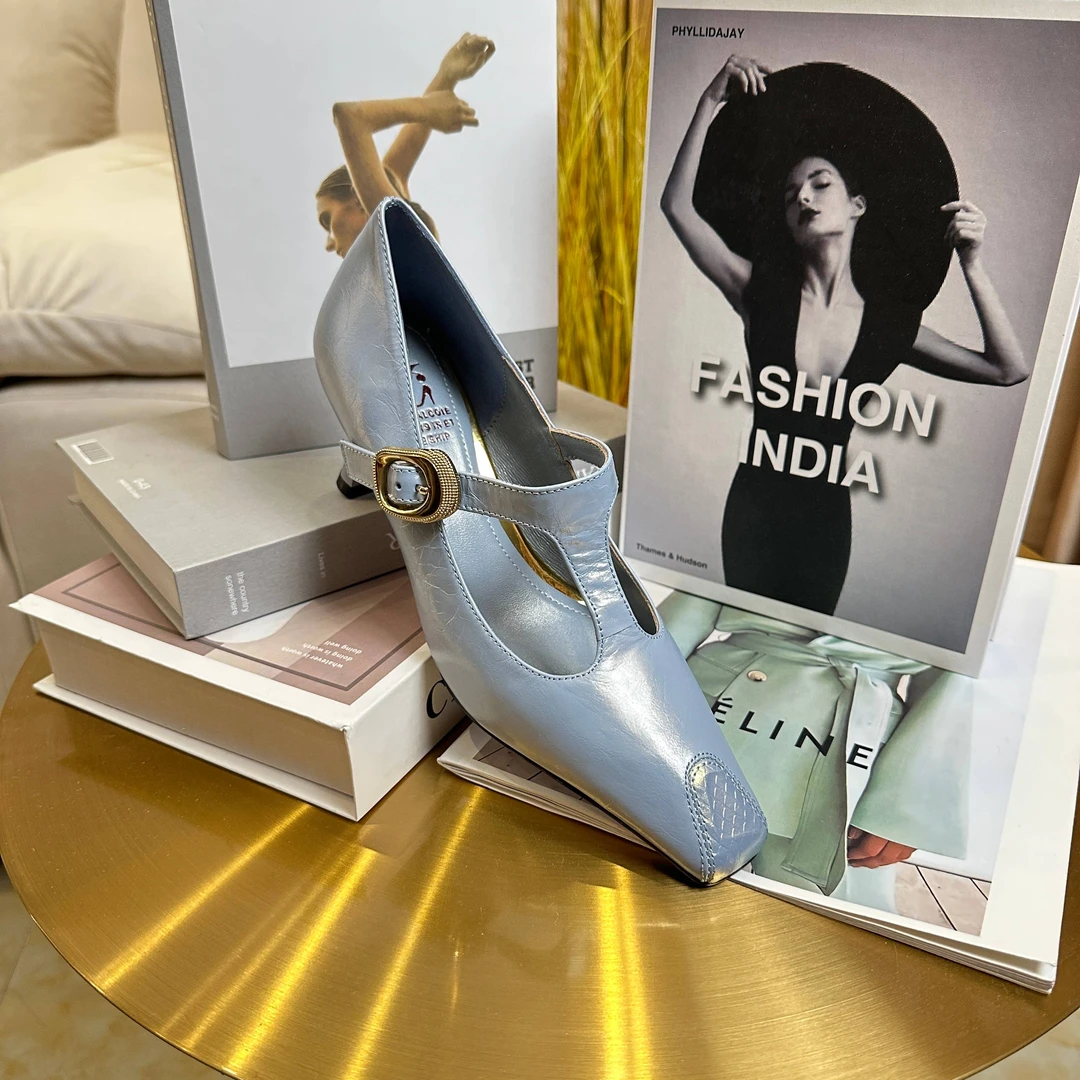 Van Gerch牛皮跟6仙女风方头单鞋杏色法式浅口女鞋高跟粗跟买1赠3