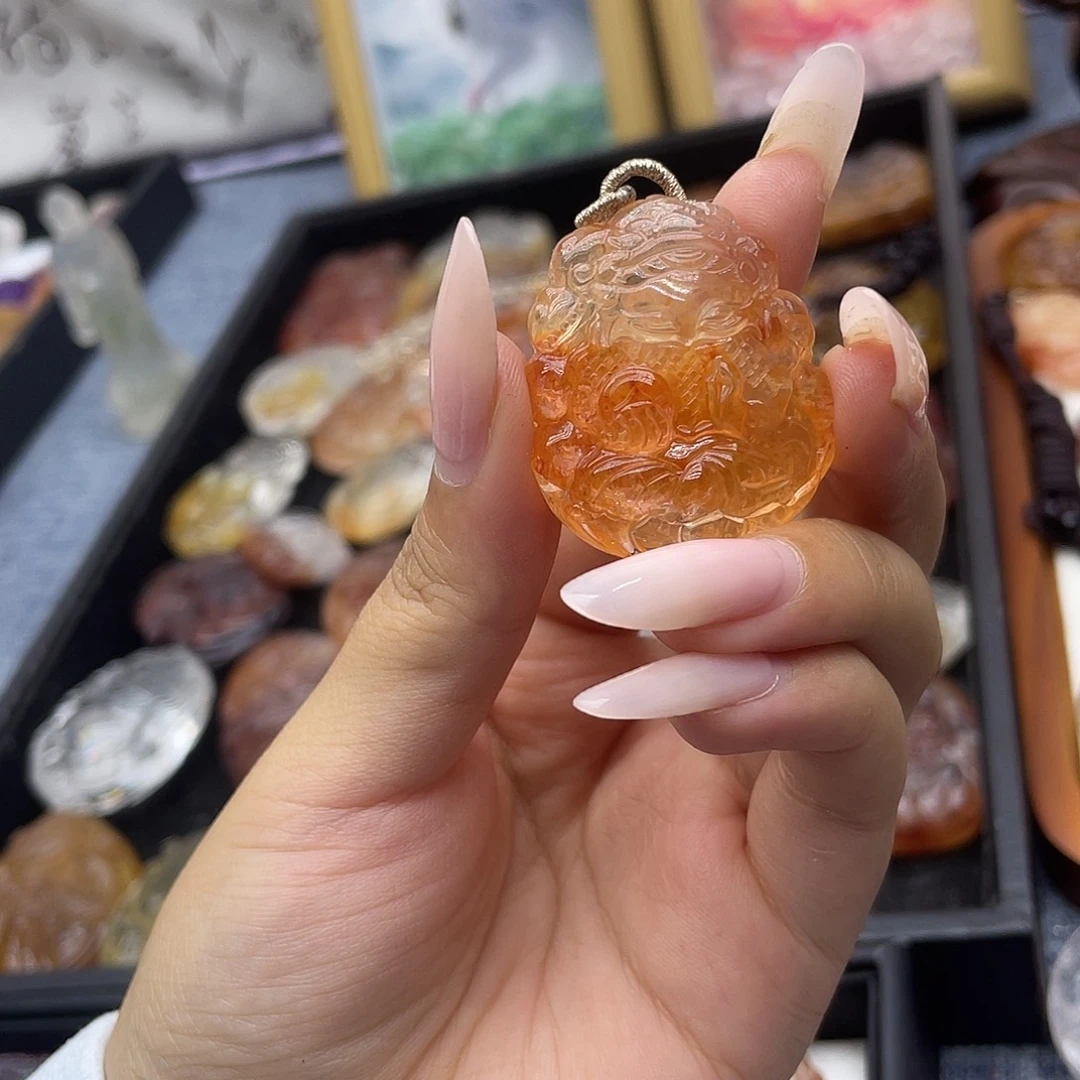 颈饰未镶嵌水晶天然