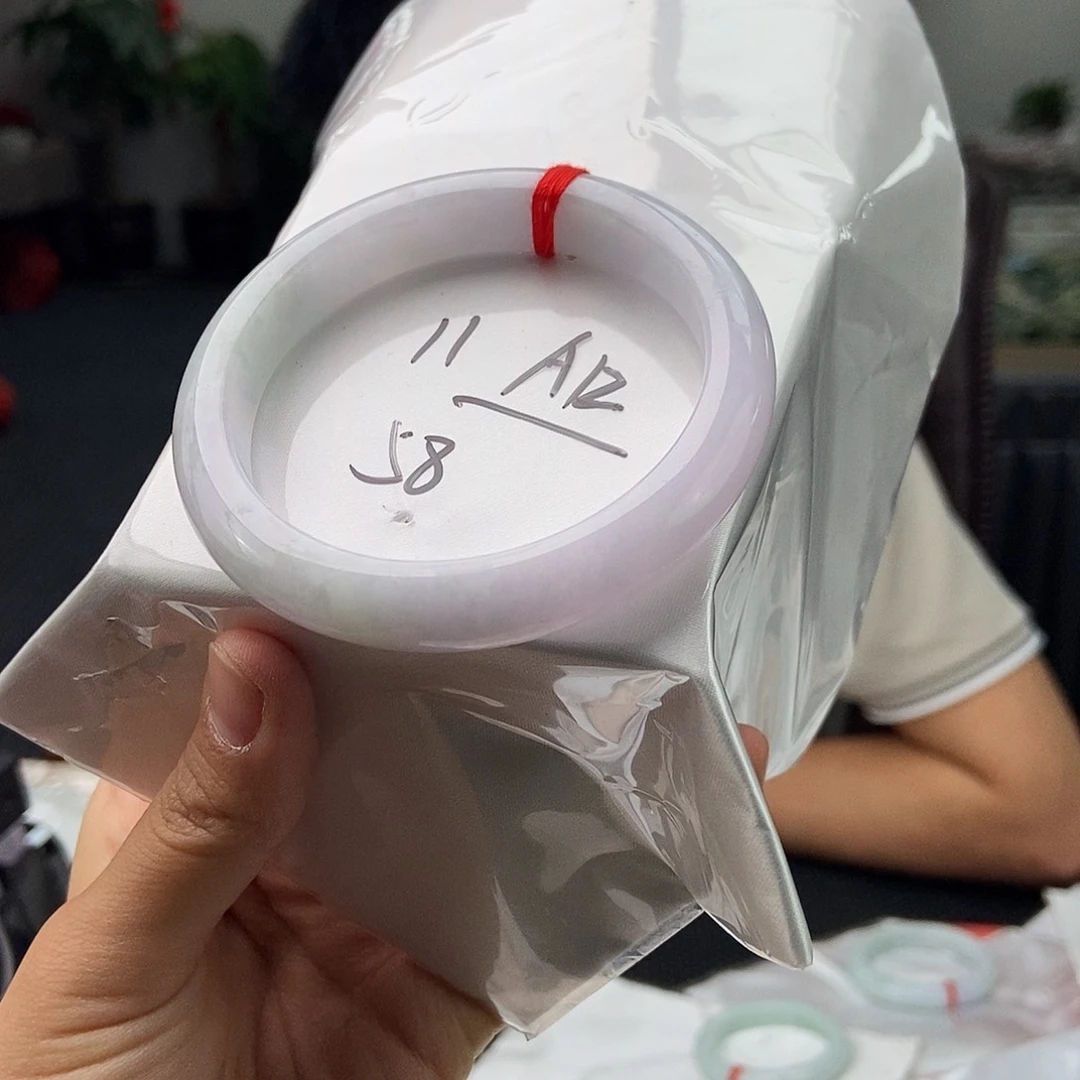 翡翠手镯未镶嵌颜色多样性发拍一发一