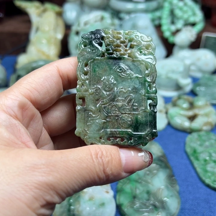 翡翠吊坠(不含链)未镶嵌蔚*