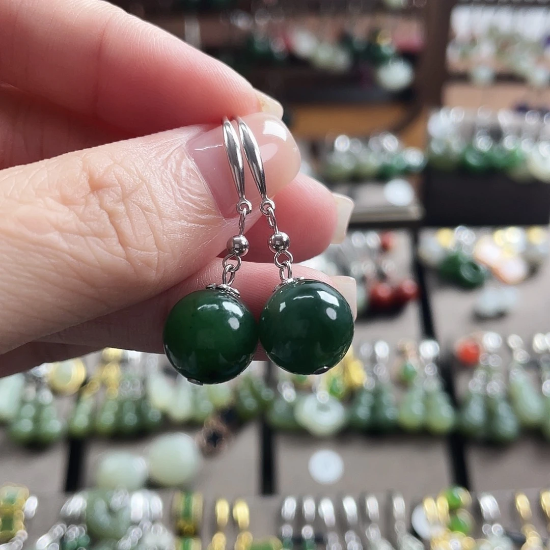 和田玉银S925镶嵌耳坠