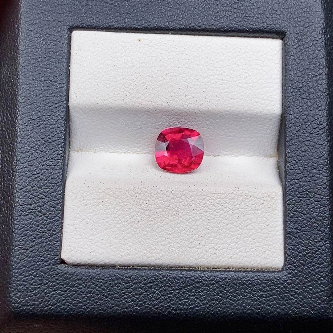 未镶嵌裸石碧玺1.5ct