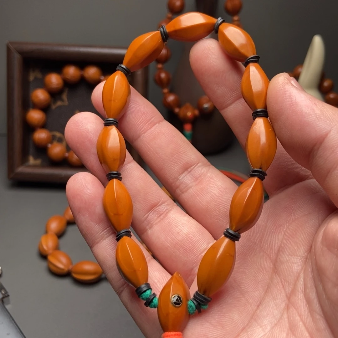 橄榄核手串/手链三面佛