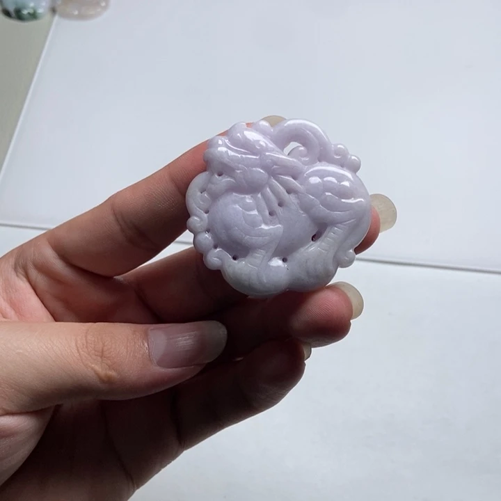 翡翠未镶嵌颈饰麒麟4