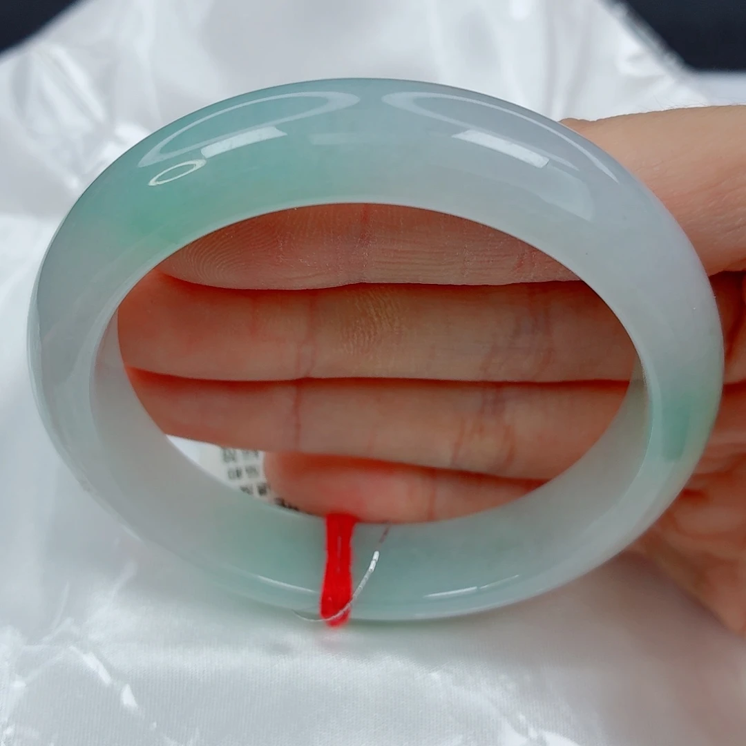 翡翠未镶嵌手镯56.2正圈，冰胶淡春带彩，强推，034