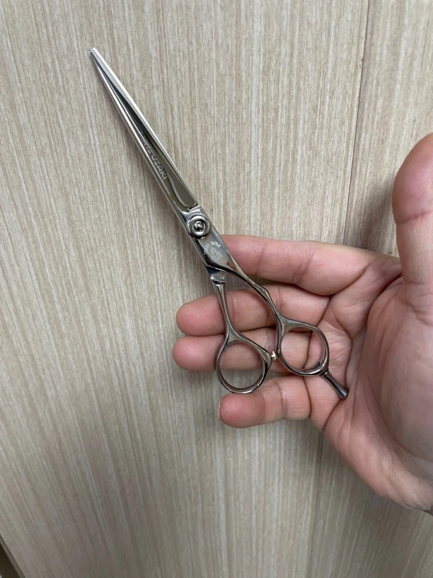 日本剪刀松崎6.2寸A型成色如图锋利好用