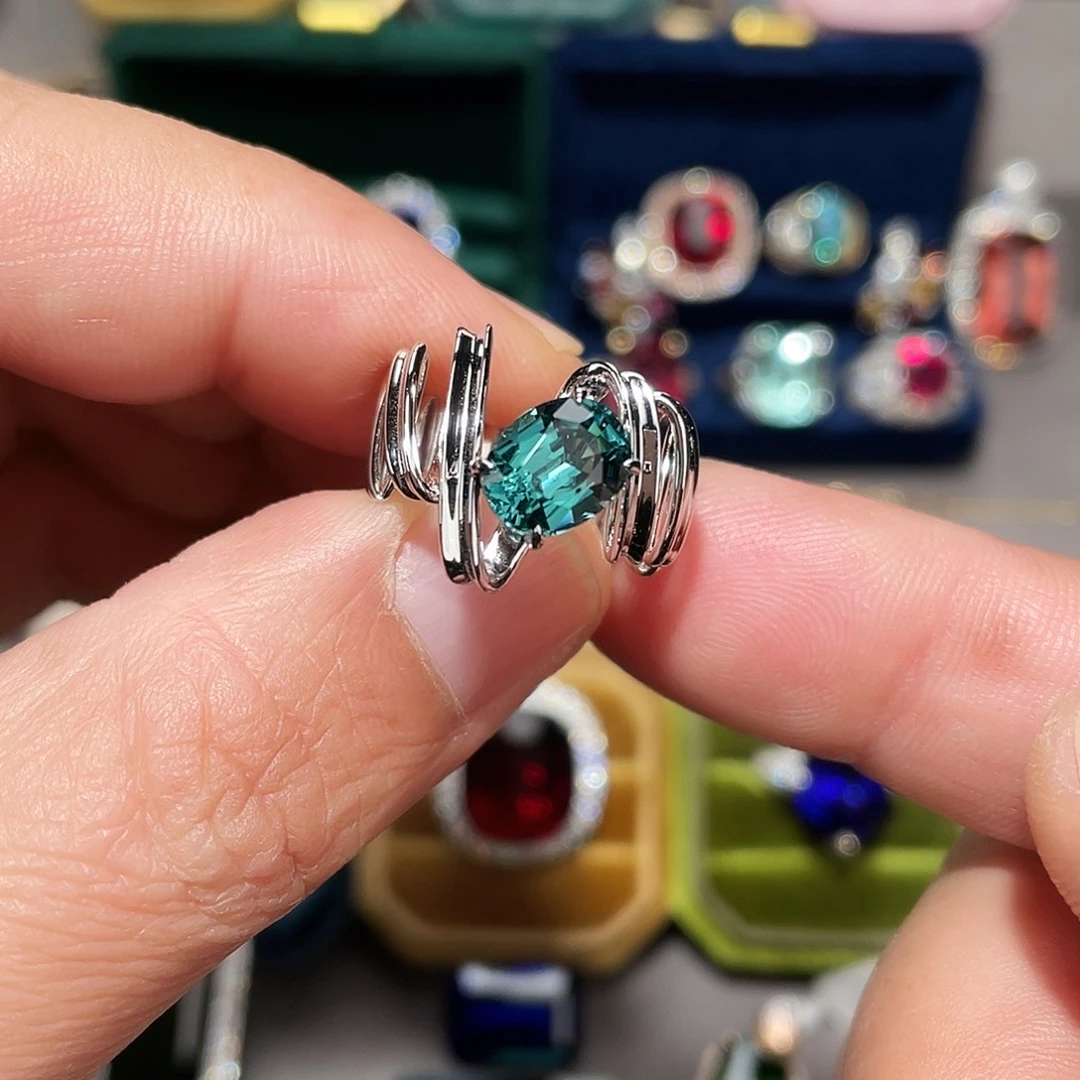 戒指18K金镶嵌碧玺2.32ct