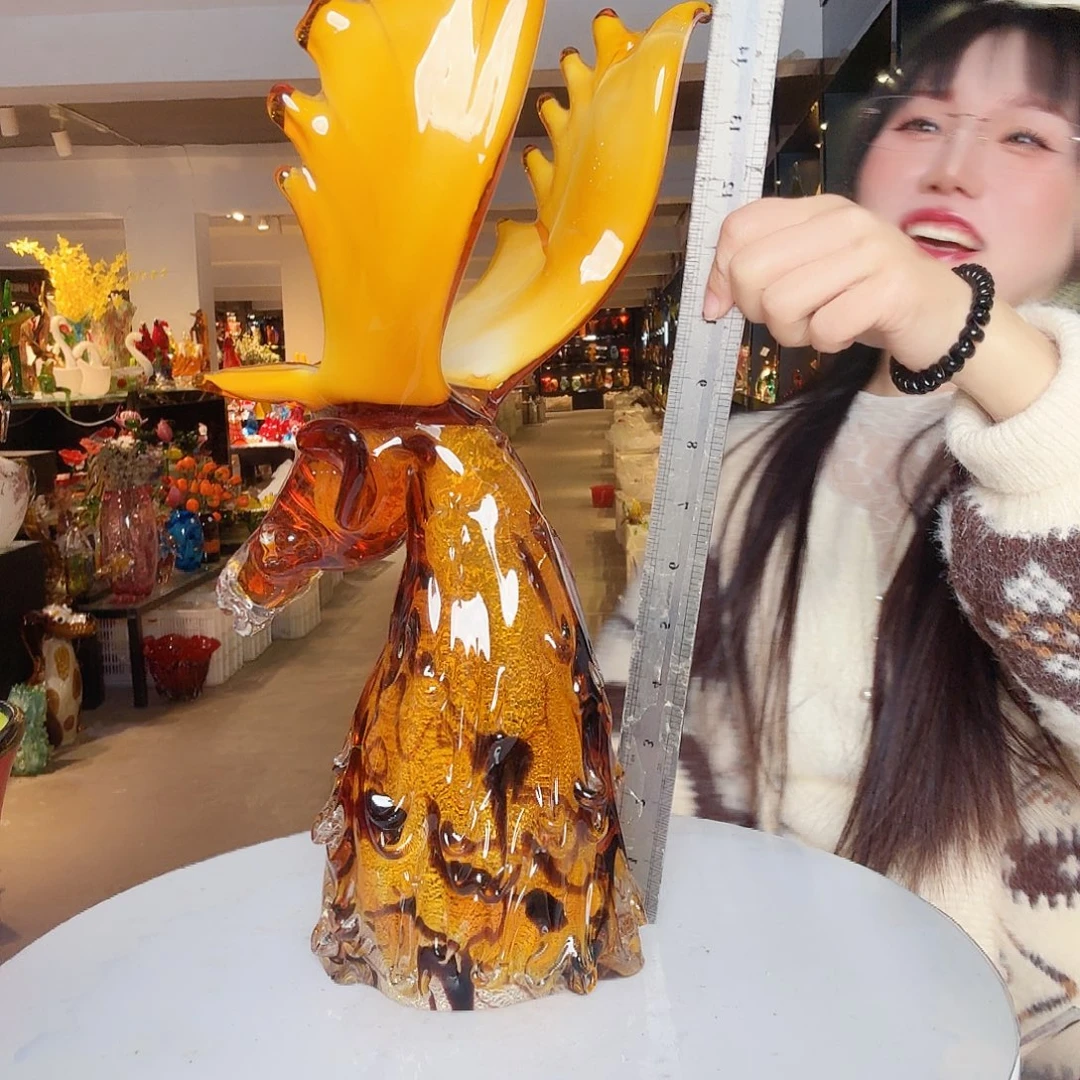 琉璃手工艺品琉璃岛上有许多