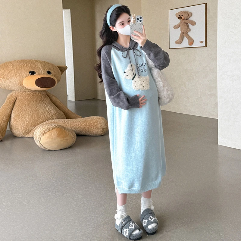孕妇连衣裙2025秋冬季韩版新款时尚宽松连帽中长款加厚针织毛衣裙