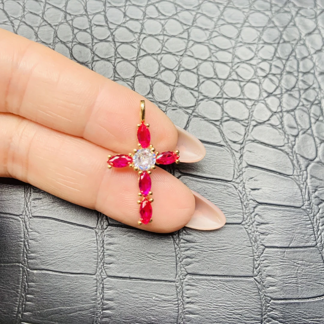 培育红宝石十字架玫红色吊坠1118