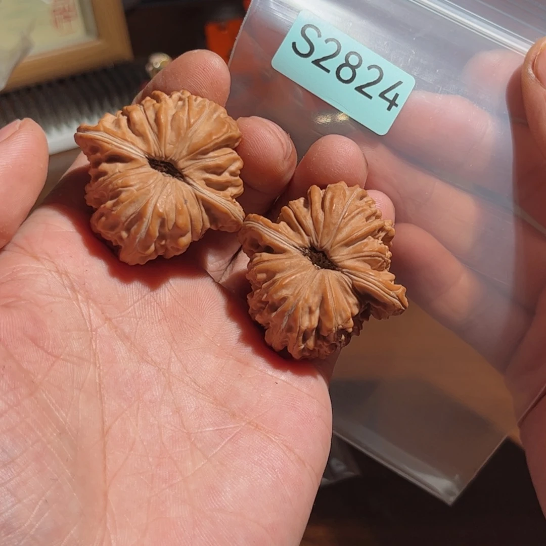 文玩核桃把件汉高楼