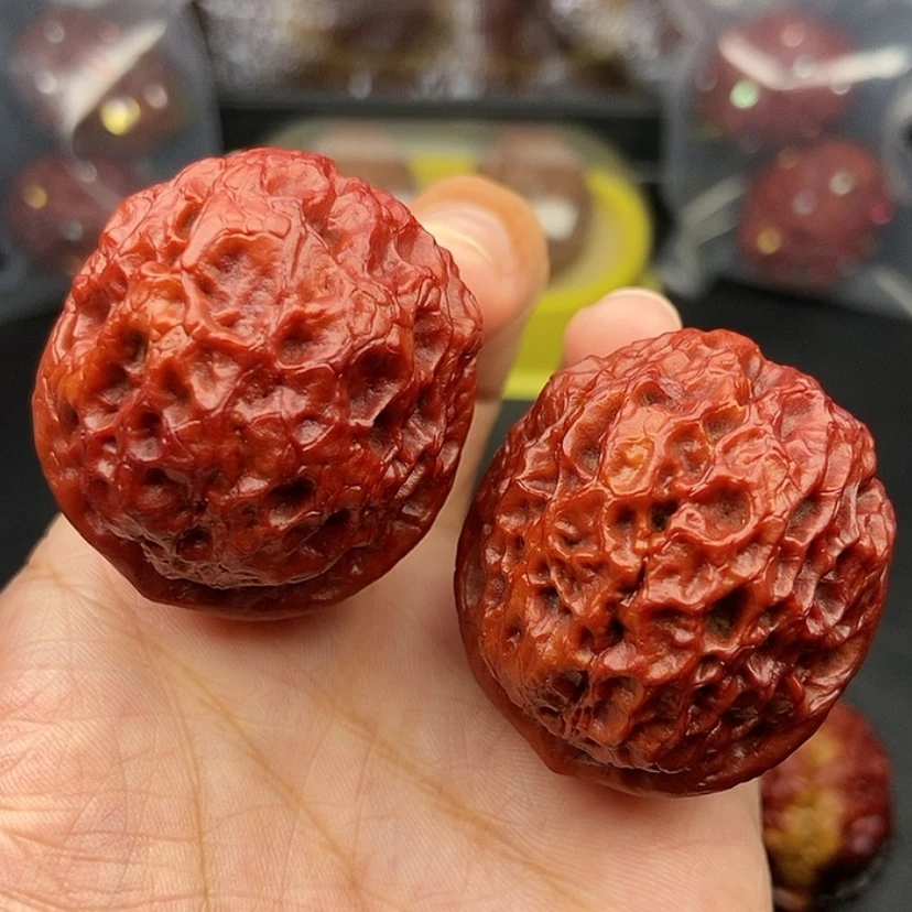 【闪购商品】把件文玩核桃43尺铁绣球53克