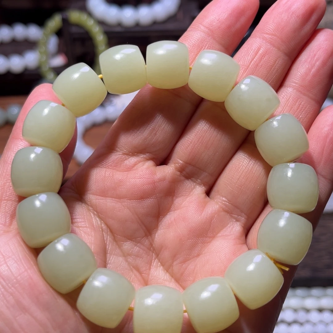 和田玉未镶嵌手链