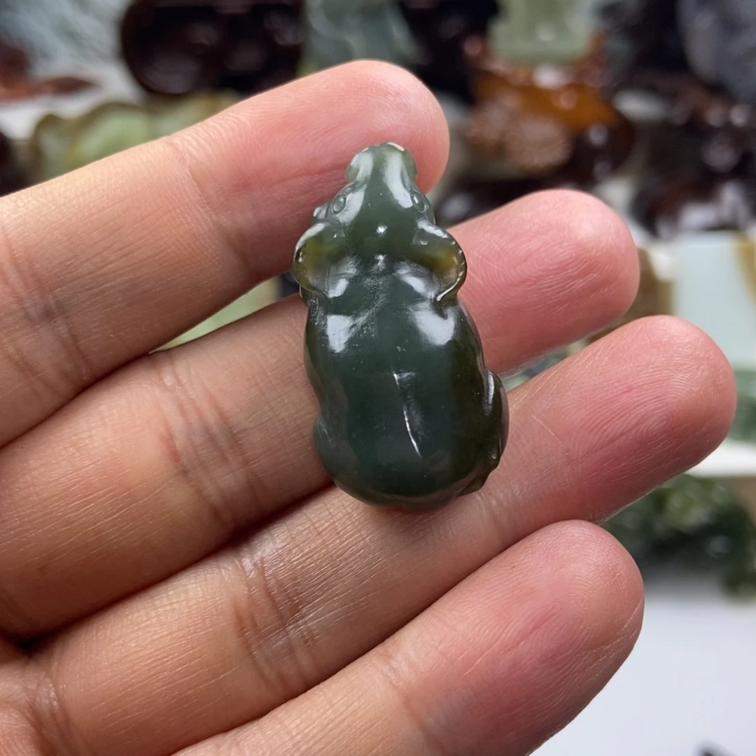 【闪购商品】颈饰未镶嵌和田玉