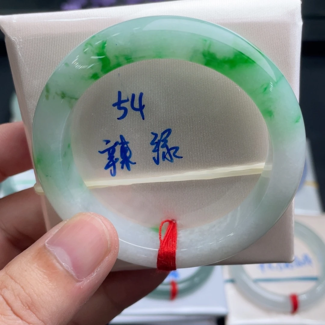 翡翠未镶嵌手镯翡翠手镯