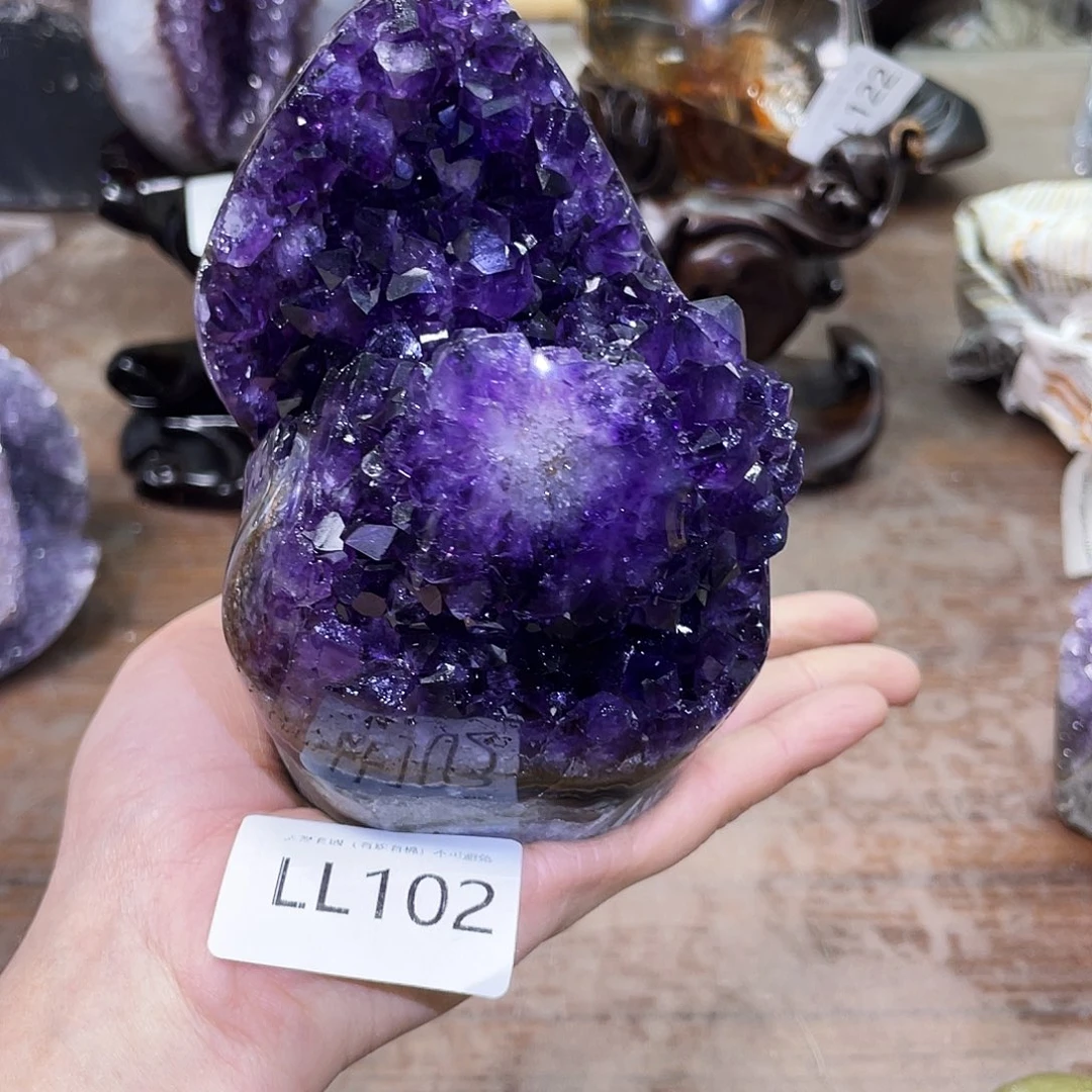 未镶嵌水晶大型摆件（非配饰）