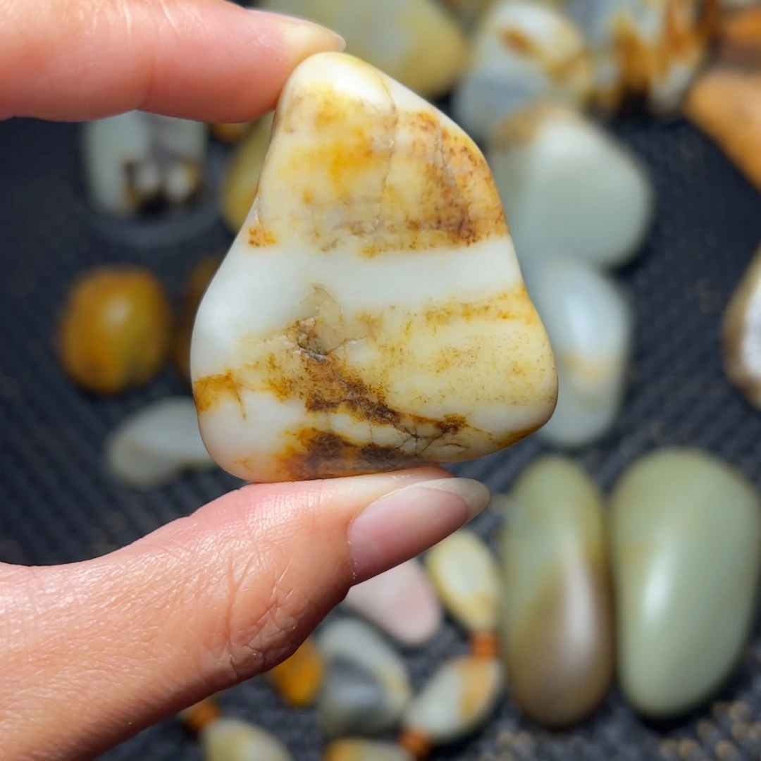 未镶嵌和田玉挂件A74