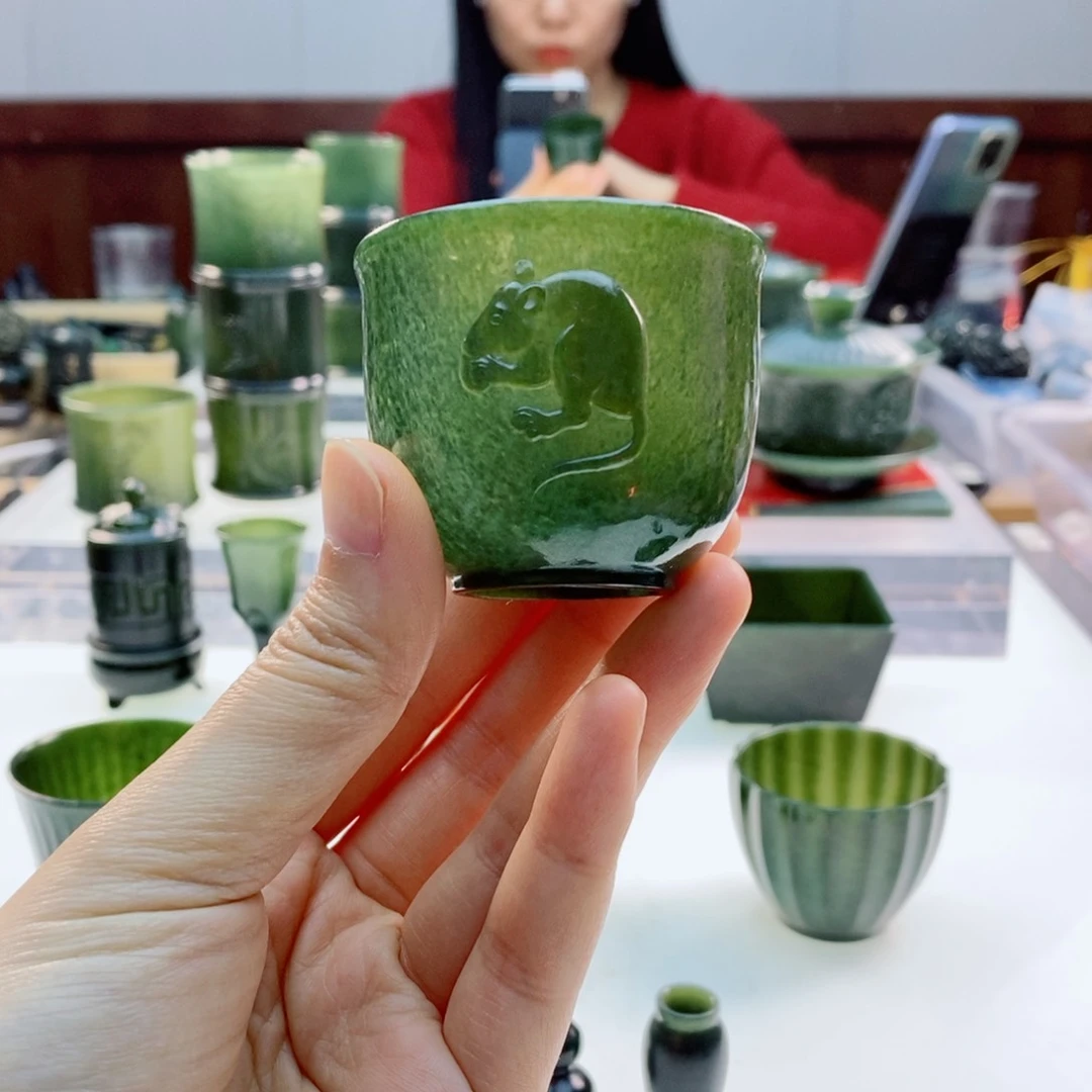 未镶嵌和田玉摆件