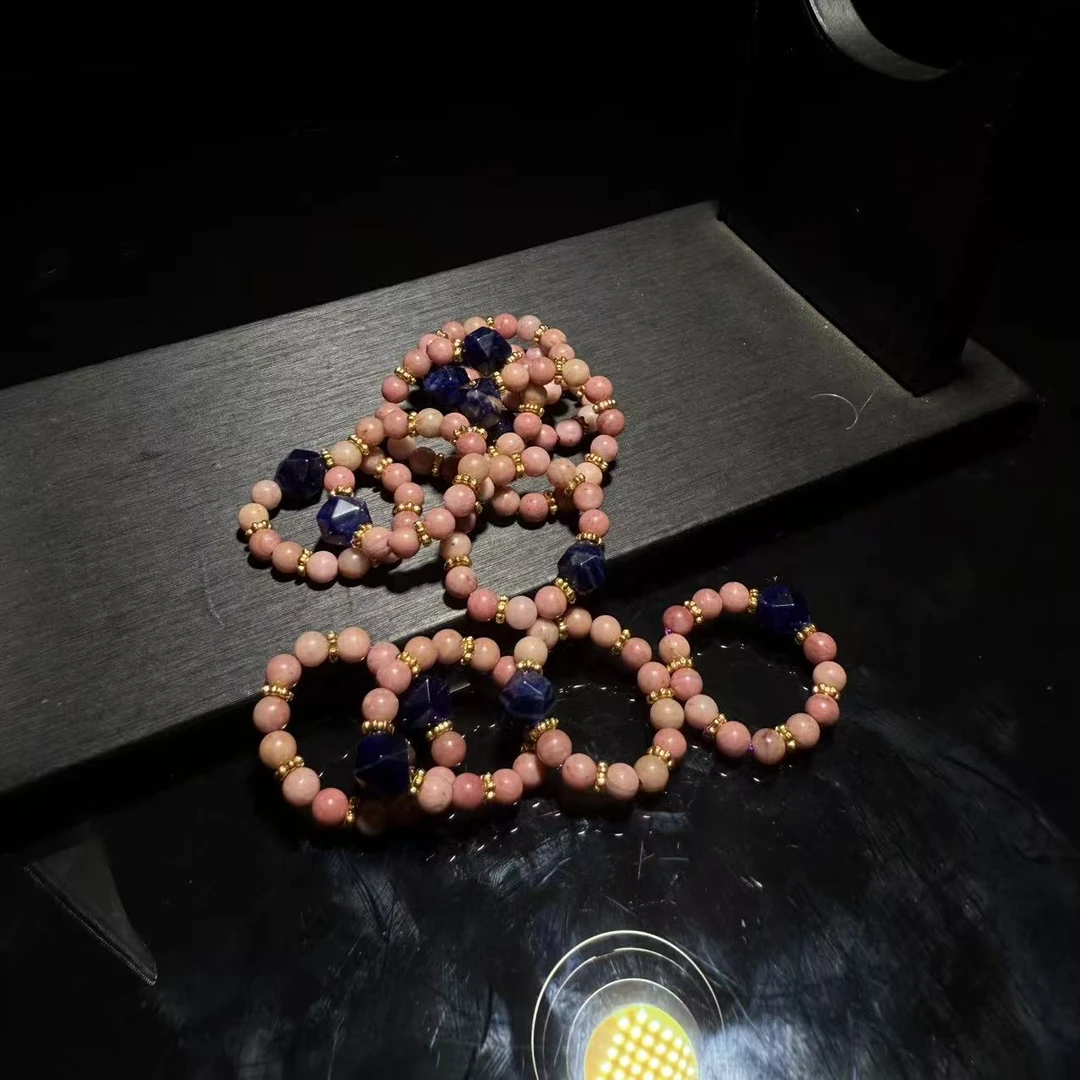 【皇后甄选】樱花粉蓝钻切戒指-多样性发其一