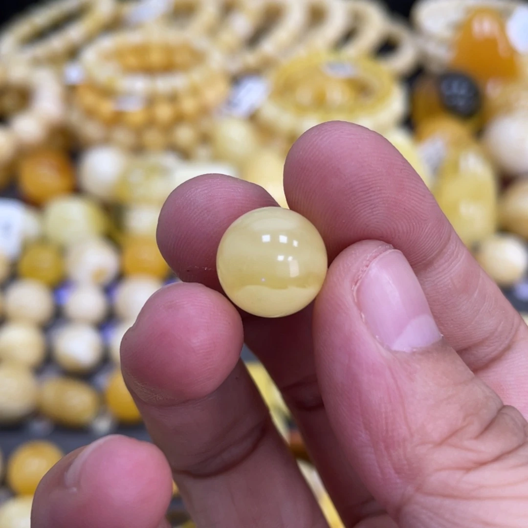 未镶嵌蜜蜡裸石12.6mm