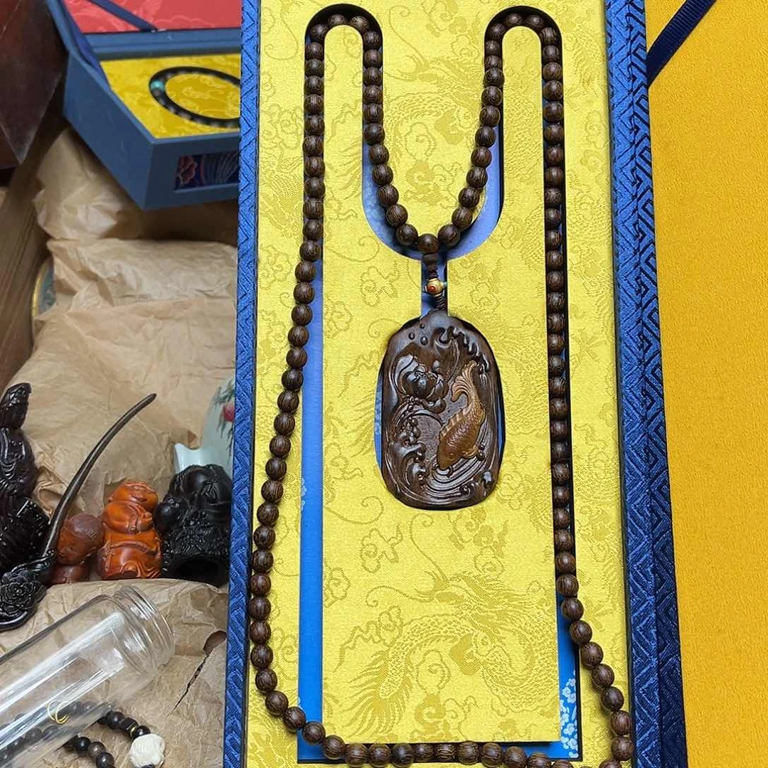 大叶紫檀（黑酸枝木类）