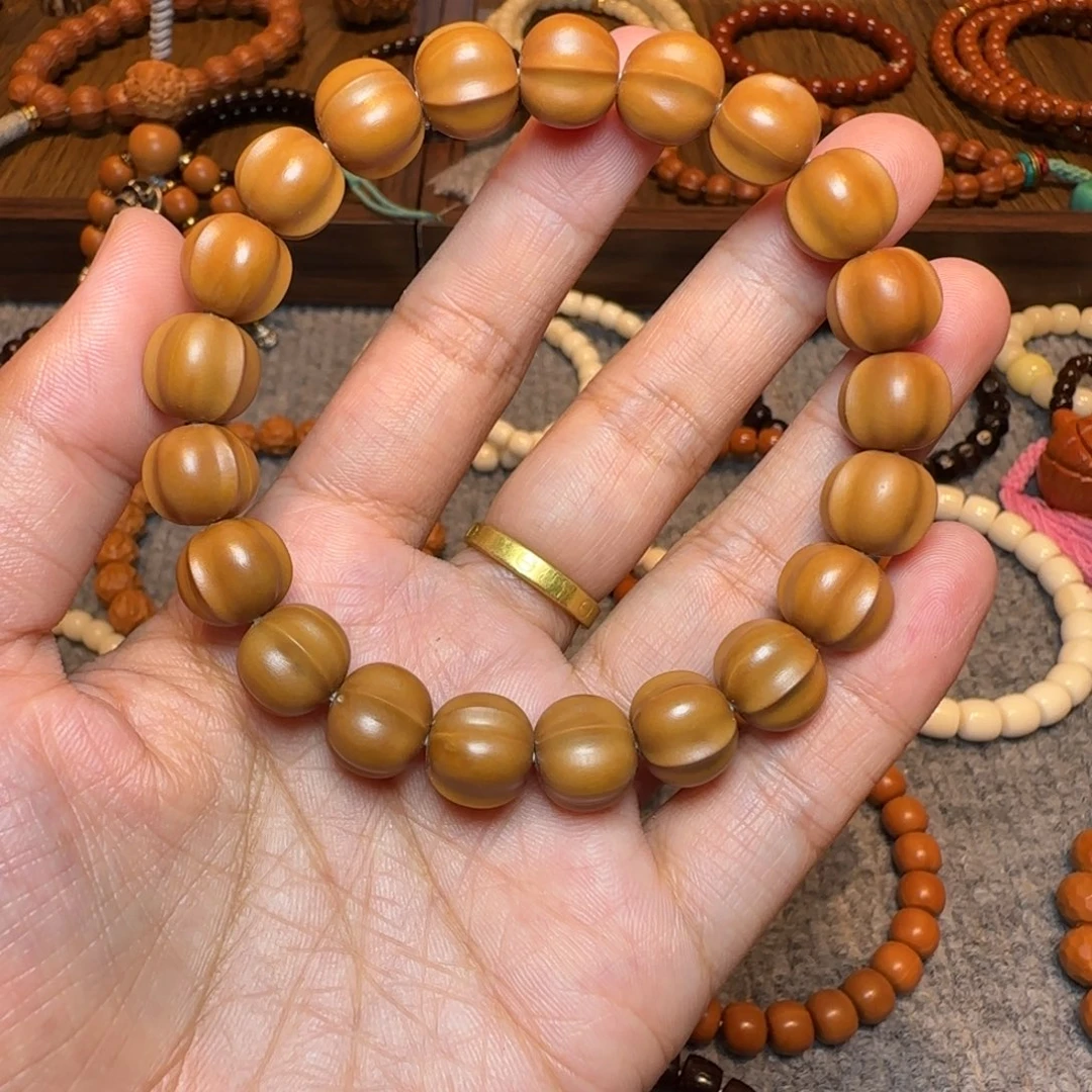 猴头核桃吊坠d****飞瑕疵款三花鲨鱼背 介意慎拍