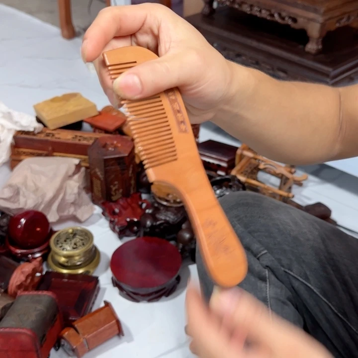 琉璃手工艺品红木工艺品