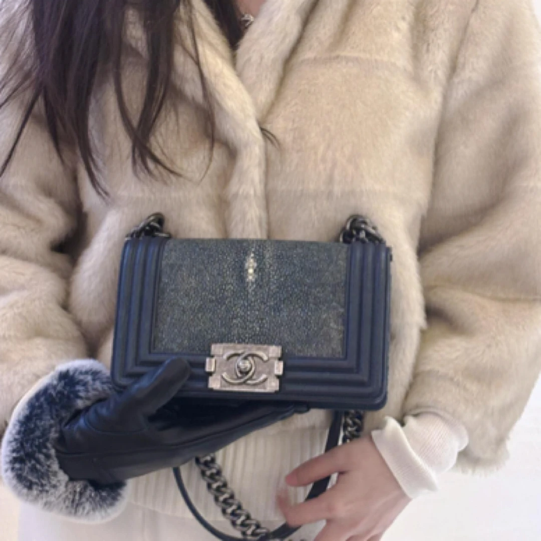 99新 Chanel/香奈儿 蓝色小号leboy珍珠鱼单肩包/16954 经典 ins