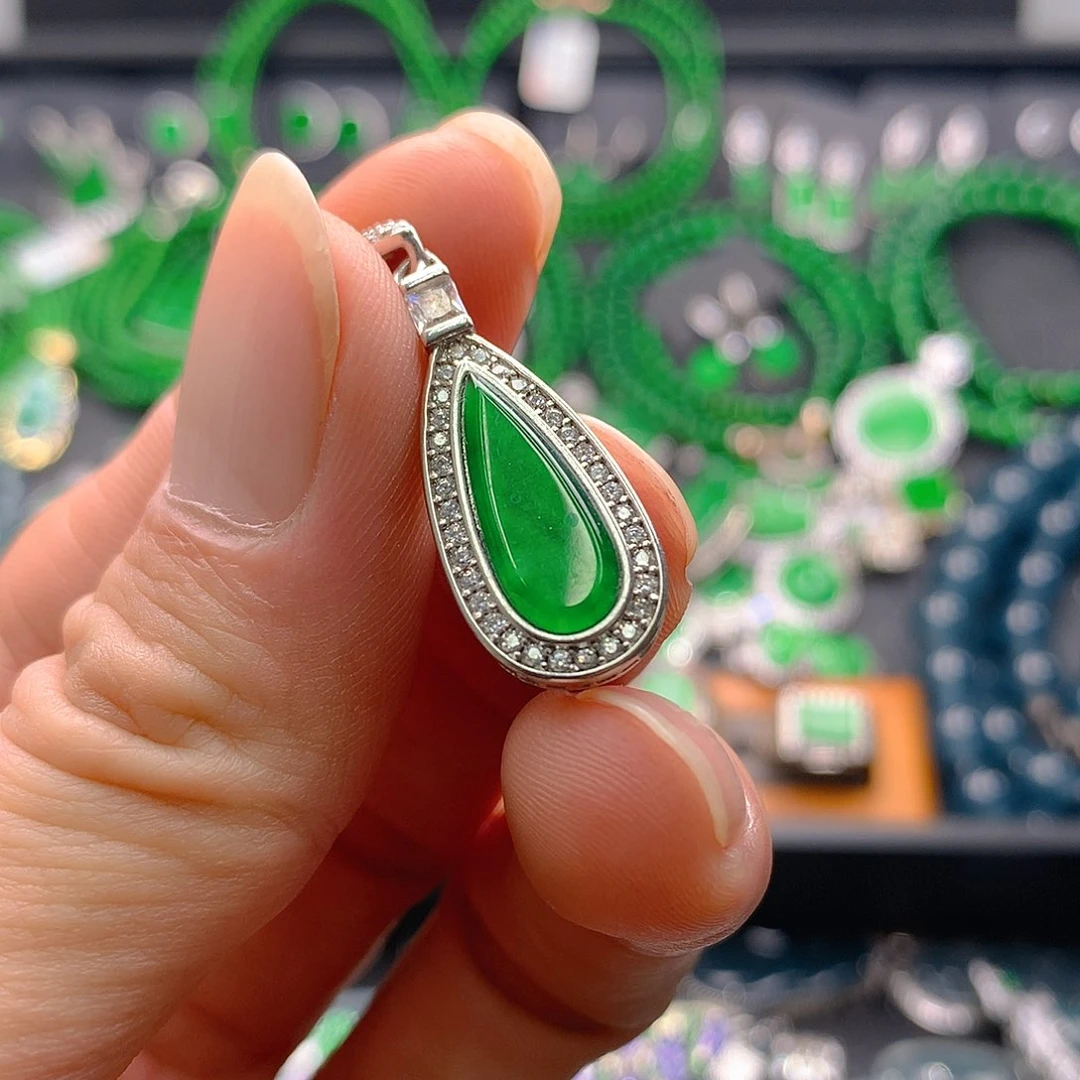 未镶嵌手链翡翠翡翠