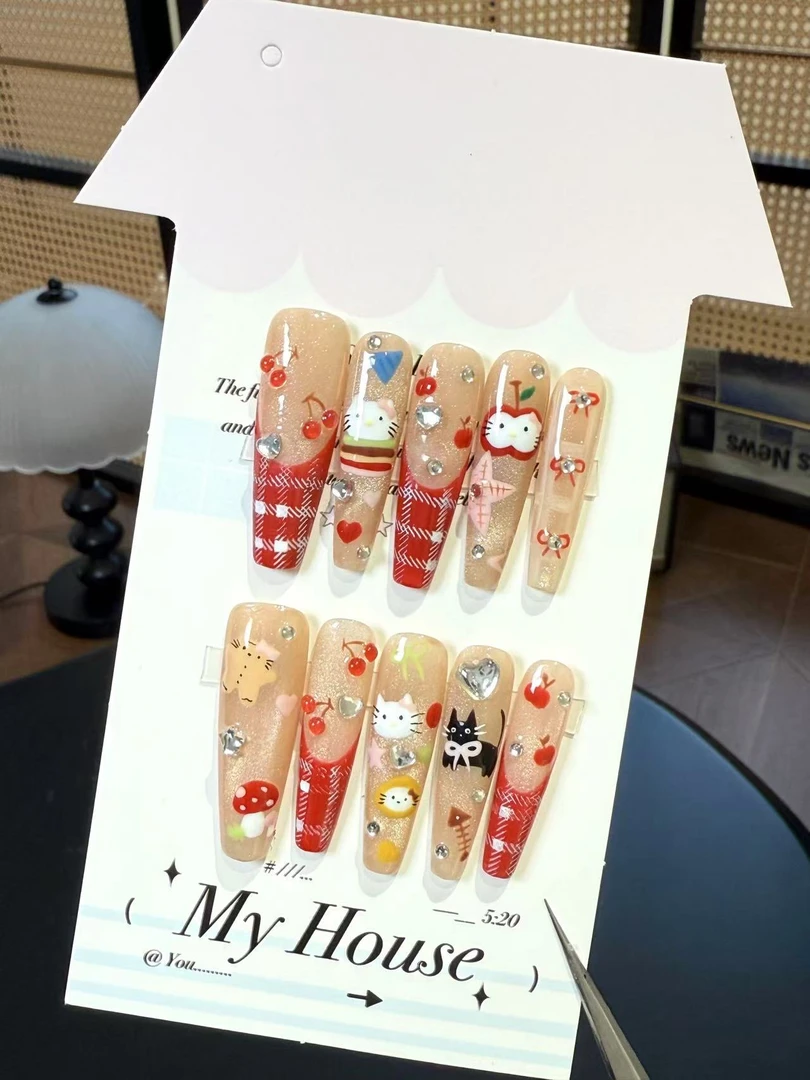 我是kitty控 郭包又纯手工穿戴甲