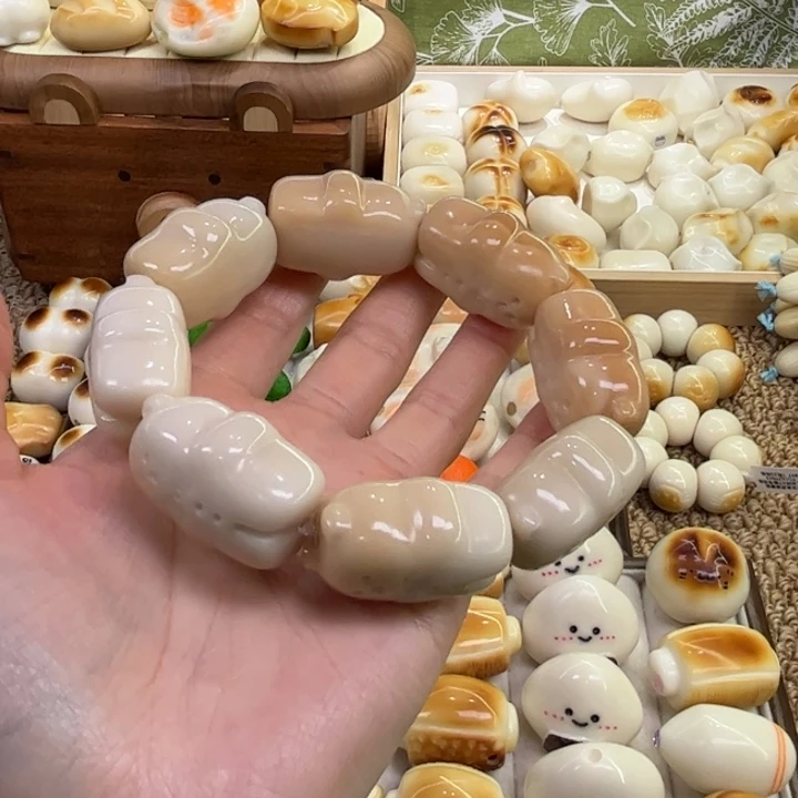 菩提根/象牙果把件12.4.28象牙果糖心猫饼