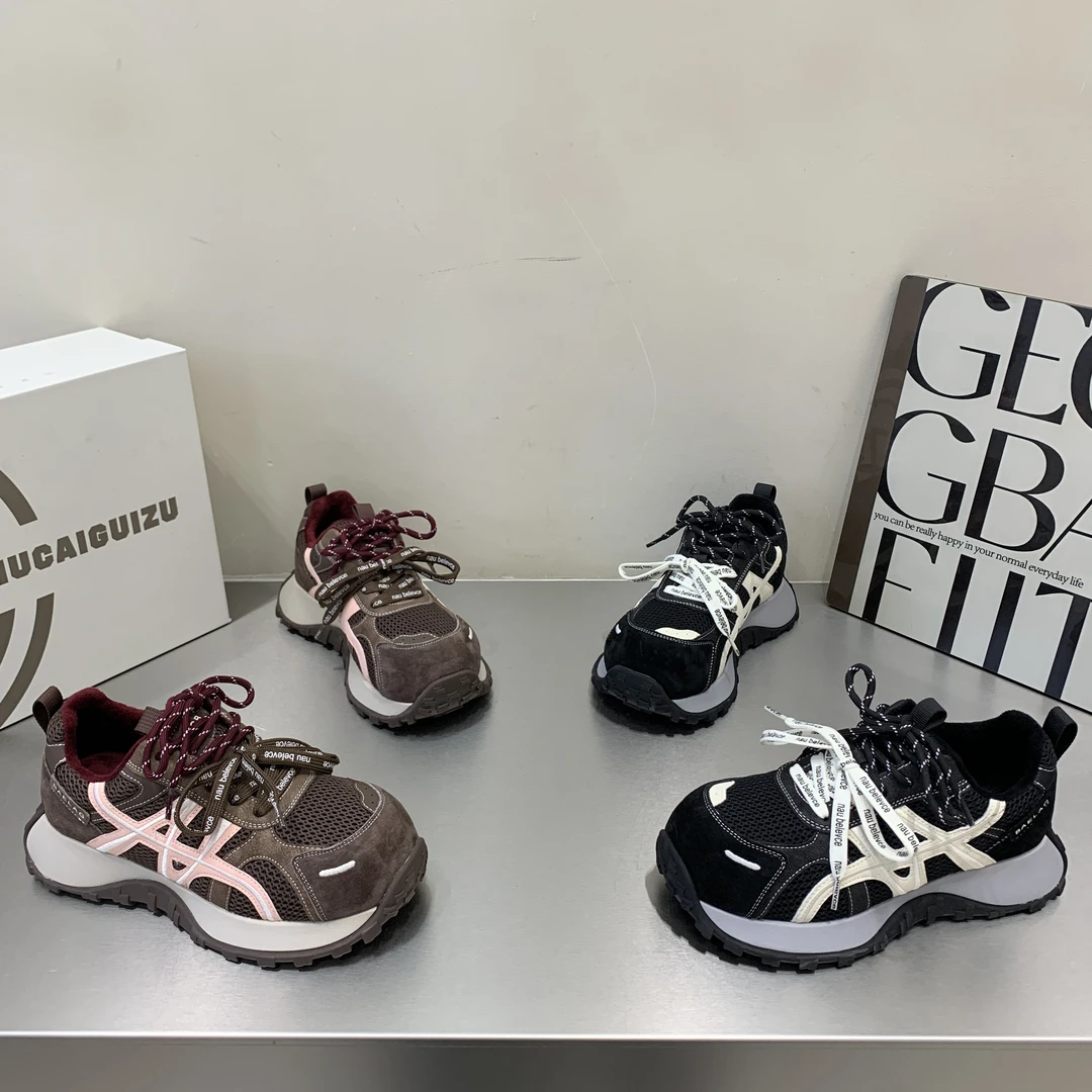 2025秋季新款厚底老爹鞋女百搭时尚休闲运动鞋超火拼色系带学生鞋